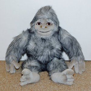 Vintage 1994 Sears 18" Zeke O'Connor Grey Yeti Plush Doll Bigfoot Sasquatch